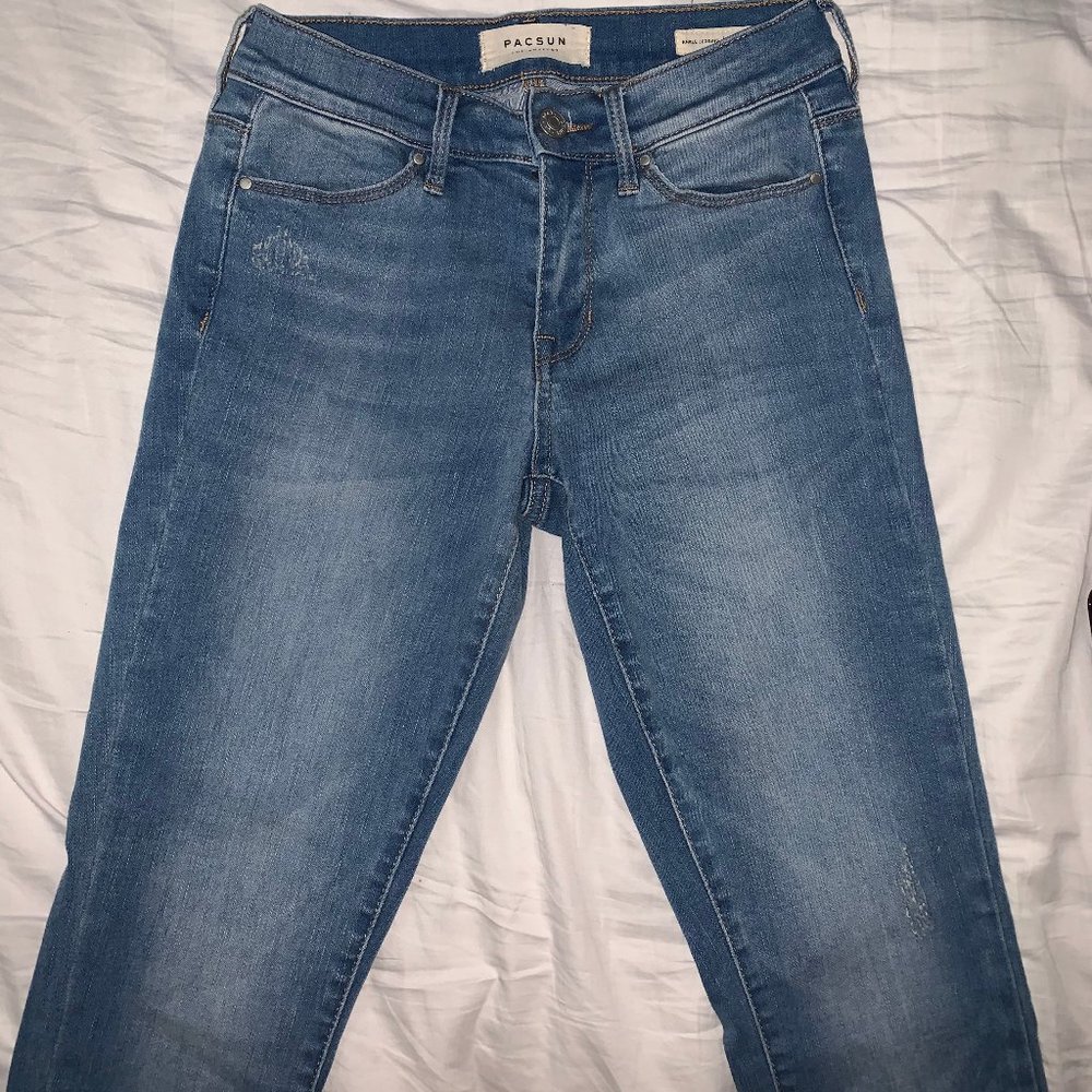 Light Skinny Jeans